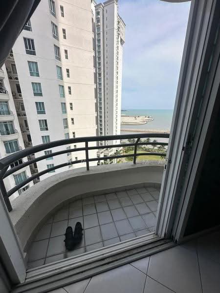 Kondominium untuk Disewa di Ocean Palms Condominium - Wan Azima - Balcony - PropertyGuru.com.my