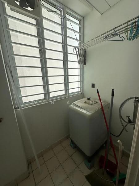 Kondominium untuk Disewa di Ocean Palms Condominium - Wan Azima - Balcony - PropertyGuru.com.my