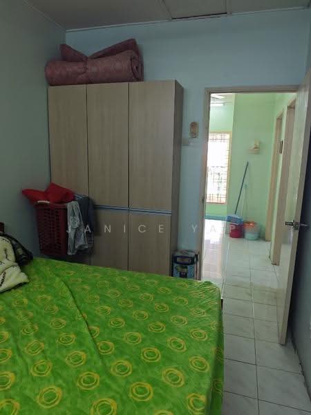 2-storey Terraced House for Sale in Taman Putra (Ampang) - Janice Yap - Bedroom - PropertyGuru.com.my