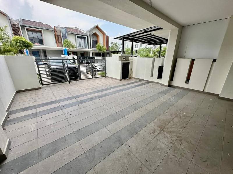 Rumah Teres 2-Tingkat untuk Dijual di Taman Putra Prima (Puchong) - Hazeman Omar - Exterior - PropertyGuru.com.my