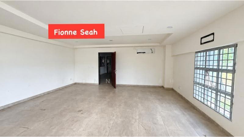 Factory for Rent in Taman Permatang Tinggi (Bukit Mertajam) - Fionne Seah - Living Room - PropertyGuru.com.my