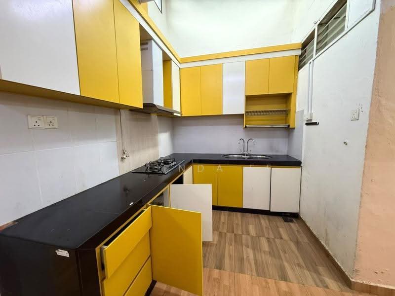 1-storey Terraced House for Sale in Taman Ungku Tun Aminah (Skudai) - Melinda Ee - Kitchen - PropertyGuru.com.my