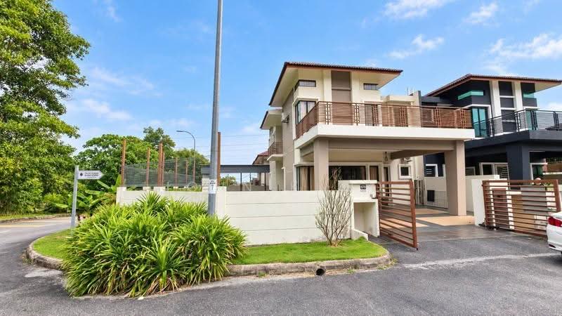 Rumah Berkembar untuk Dijual di Taman Nusa Intan (Senawang) - John Khoo - Exterior - PropertyGuru.com.my