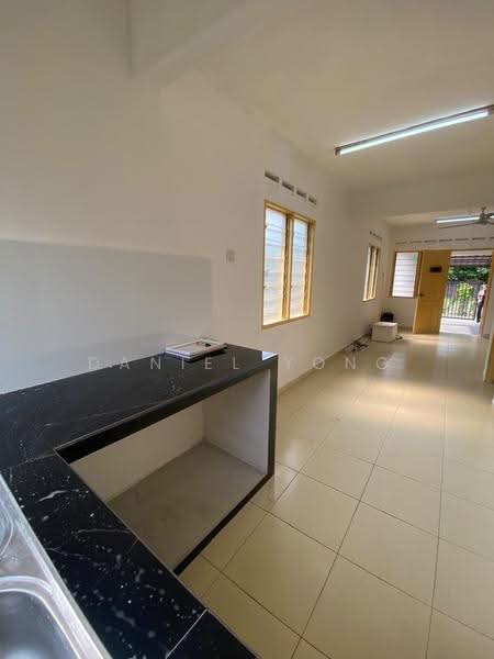 Rumah Teres 2-Tingkat untuk Dijual di Taman Kota Masai (Pasir Gudang) - Daniel Yong - Kitchen - PropertyGuru.com.my