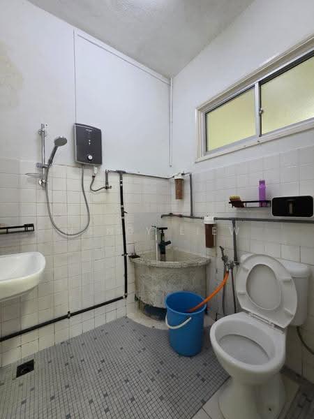 Rumah Teres 1-Tingkat untuk Disewa di Taman Ehsan (Kepong) - Mandy Liew - Bathroom - PropertyGuru.com.my