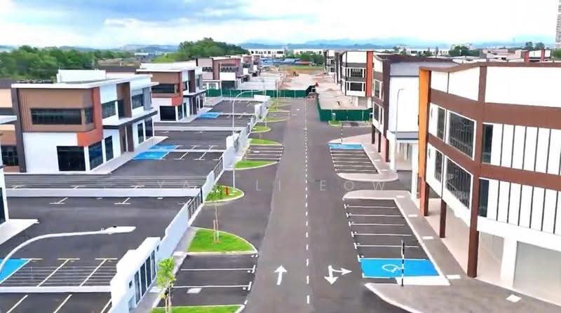 Kedai / Pejabat untuk Disewa di Beranang (Selangor) - Yan Li Eow - Exterior - PropertyGuru.com.my