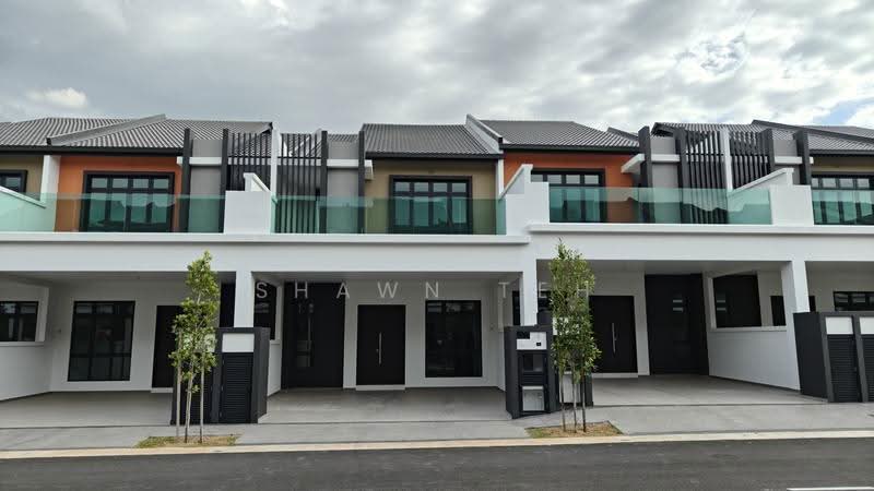 2-storey Terraced House for Sale in Paya Rumput (Melaka) - Shawn Teh - Exterior - PropertyGuru.com.my