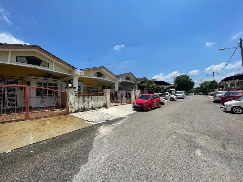 Rumah Teres 1-Tingkat untuk Dijual di Taman Lagenda Putra (Kulai) - Melinda Ee - Exterior - PropertyGuru.com.my