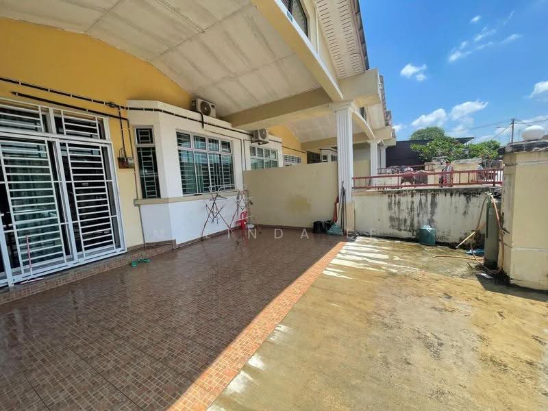 Rumah Teres 1-Tingkat untuk Dijual di Taman Lagenda Putra (Kulai) - Melinda Ee - Exterior - PropertyGuru.com.my