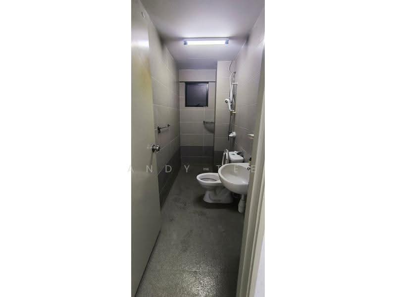 Kediaman Servis untuk Disewa di Alam Sanjung - Andy Tee - Bathroom - PropertyGuru.com.my