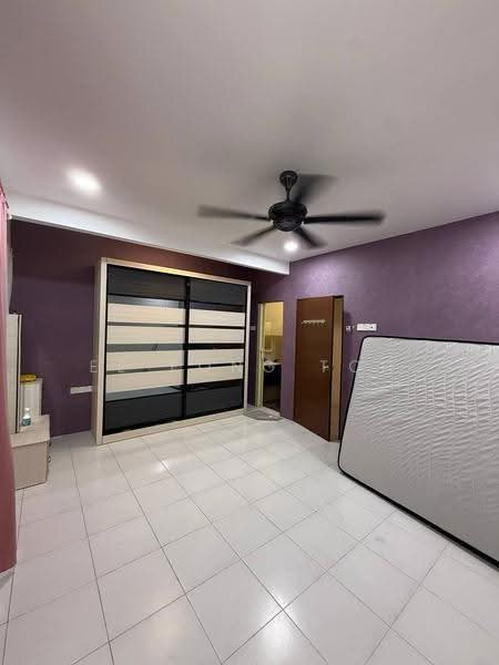 Rumah Teres 2.5-Tingkat untuk Dijual di Taman Scientex Pasir Gudang (Pasir Gudang) - Ee Fong Toh - Bedroom - PropertyGuru.com.my