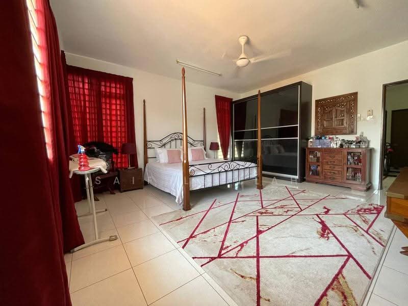 Semi-Detached House for Rent in Klang (Selangor) - Aizat Saifulrullah - Bedroom - PropertyGuru.com.my