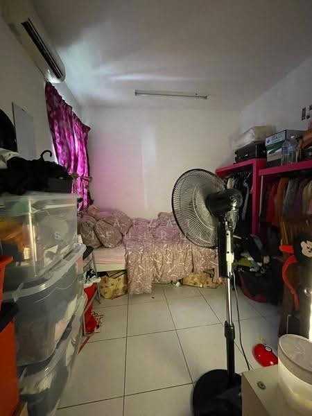 Semi-Detached House for Rent in Klang (Selangor) - Aizat Saifulrullah - Bedroom - PropertyGuru.com.my