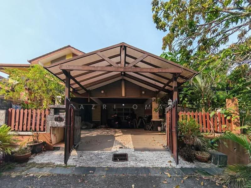 Semi-Detached House for Sale in Taman Seri Damai (Kajang) - Fazri Omar - PropertyGuru.com.my