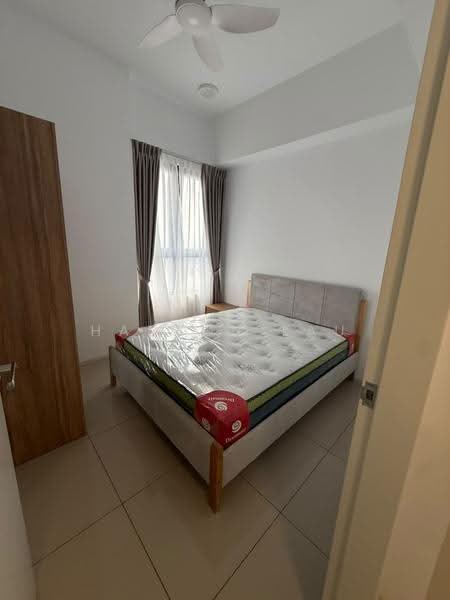 Service Residence for Rent at Residensi Estetik 8 (Est8) - Hanson Lau - Bedroom - PropertyGuru.com.my