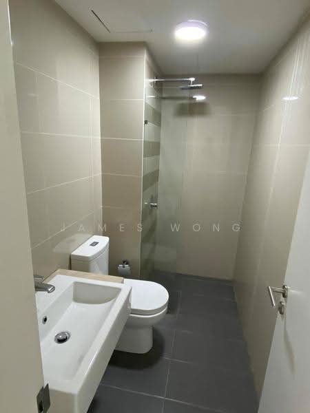 Kediaman Servis untuk Disewa di Danau Kota Suite Apartments - James Wong - Bathroom - PropertyGuru.com.my