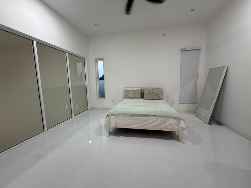 Rumah Banglo untuk Dijual di Bangi (Selangor) - Izzah Alias - Bedroom - PropertyGuru.com.my