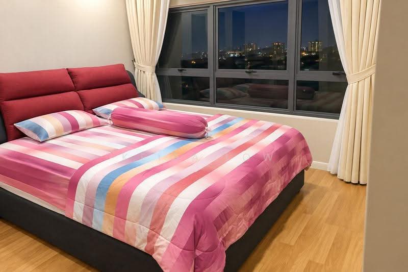 Kondominium untuk Dijual di Lakeville Residence - Keira Low - Bedroom - PropertyGuru.com.my