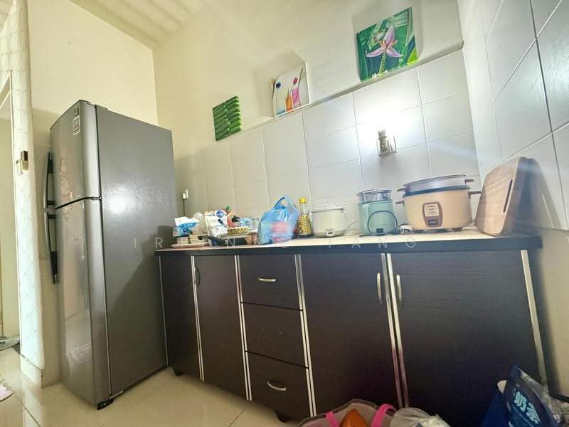 Condominium for Sale at All Seasons Park - Irienne Tang - Kitchen - PropertyGuru.com.my