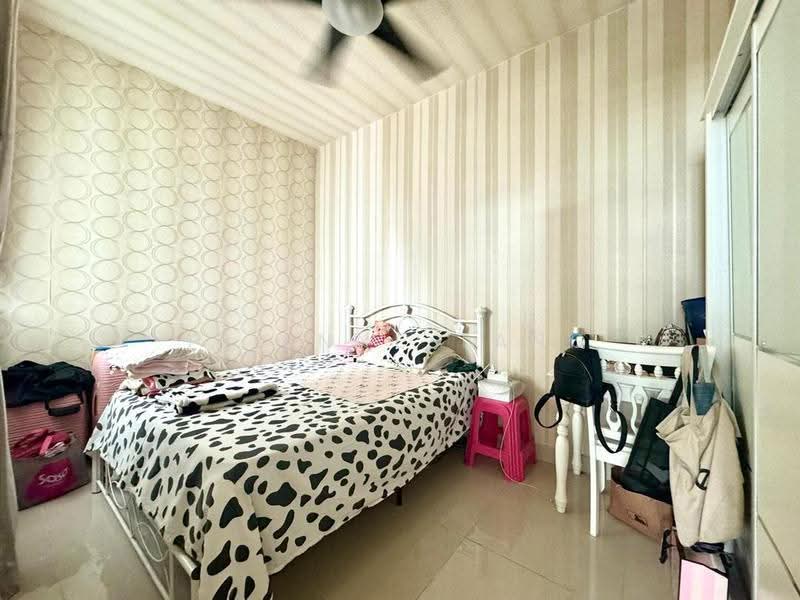 Condominium for Sale at All Seasons Park - Irienne Tang - Bedroom - PropertyGuru.com.my