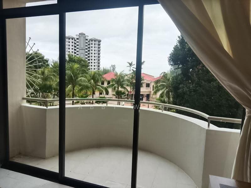 Kondominium untuk Disewa di Eden Seaview Condominium - Abby Woo - Balcony - PropertyGuru.com.my