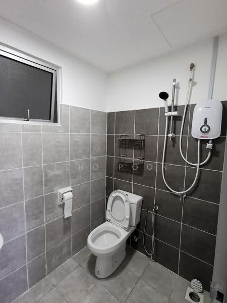 Apartment for Rent at Lily Apartment @ Kuchai Lama - Jeno Poon - Bathroom - PropertyGuru.com.my