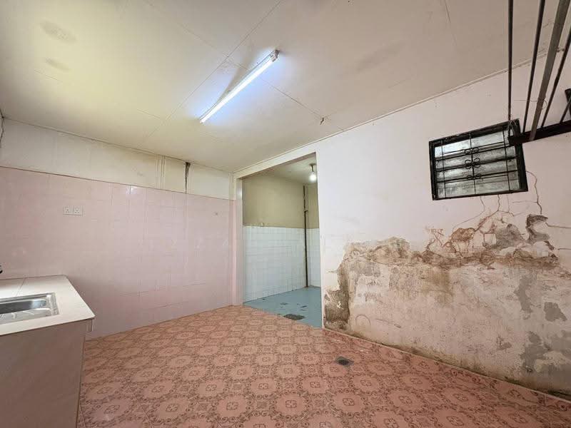 Rumah Teres 2-Tingkat untuk Dijual di Kajang (Selangor) - Izzah Alias - Kitchen - PropertyGuru.com.my