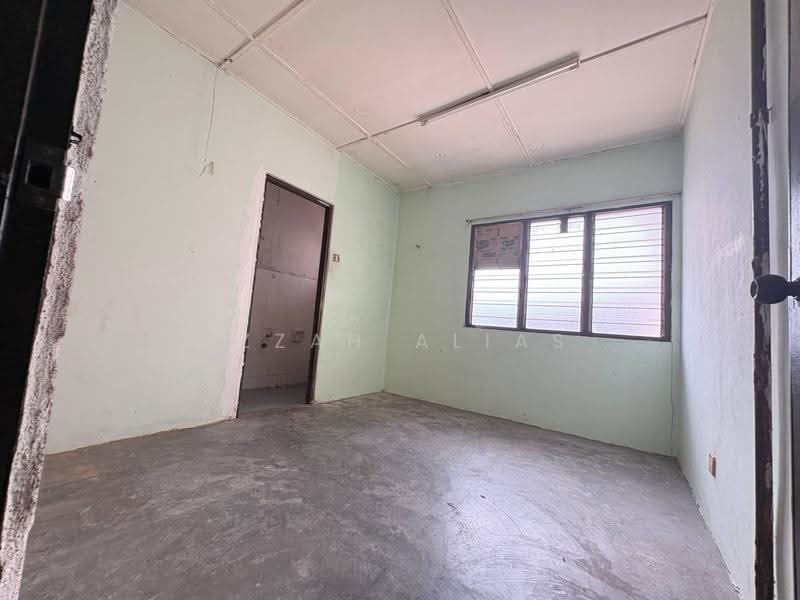 Rumah Teres 2-Tingkat untuk Dijual di Kajang (Selangor) - Izzah Alias - Interior - PropertyGuru.com.my