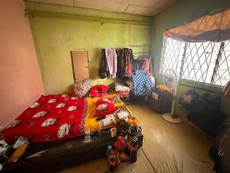 Rumah Flat untuk Dijual di Taman Cempaka - Melinda Ee - Bedroom - PropertyGuru.com.my