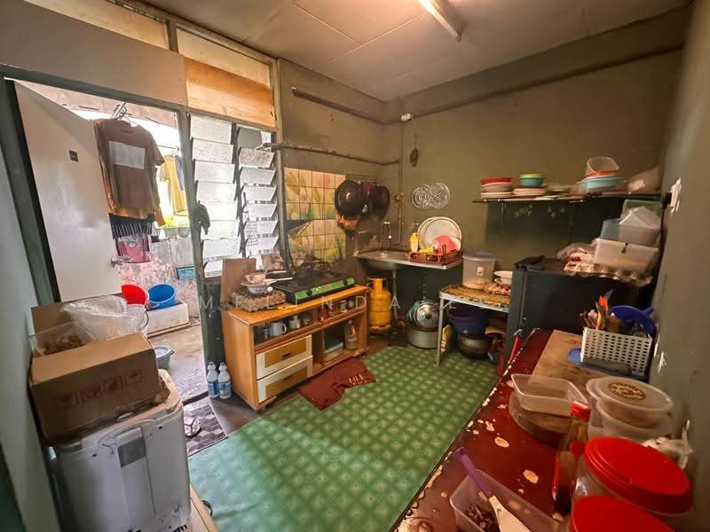 Rumah Flat untuk Dijual di Taman Cempaka - Melinda Ee - Kitchen - PropertyGuru.com.my