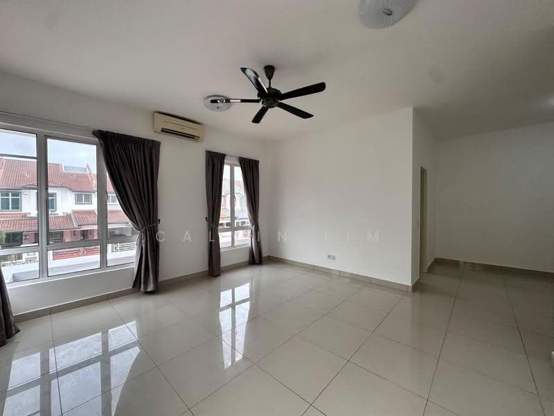 Semi-Detached House for Sale in Setia Damai (Setia Alam) - Calvin Lim - Living Room - PropertyGuru.com.my