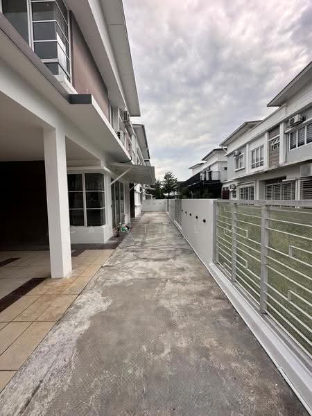 Semi-Detached House for Sale in Setia Damai (Setia Alam) - Calvin Lim - Exterior - PropertyGuru.com.my
