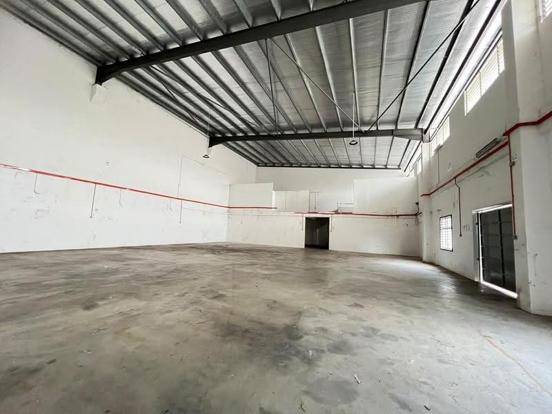 Kilang untuk Disewa di Taman Desa Cemerlang (Ulu Tiram) - Khoo . - PropertyGuru.com.my