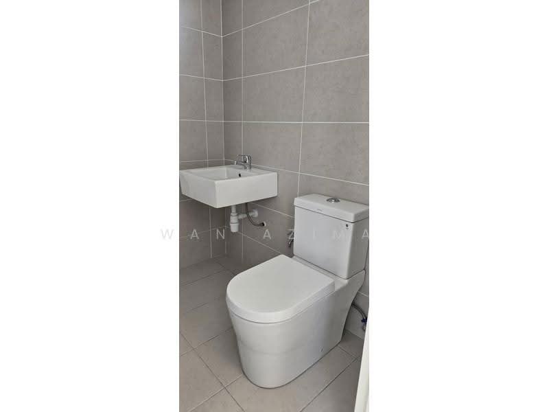 Terraced House for Sale in Bandar Sri Sendayan (Negeri Sembilan) - Wan Azima - Bathroom - PropertyGuru.com.my