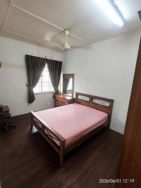 2-storey Terraced House for Sale in Taman Muhibbah (Kulai) - Ee Fong Toh - Bedroom - PropertyGuru.com.my