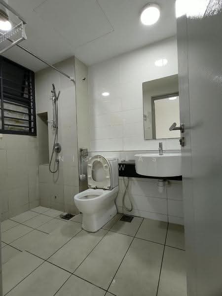 Service Residence for Rent at Residences @ 1 Tebrau - Nicholas Low - Bathroom - PropertyGuru.com.my
