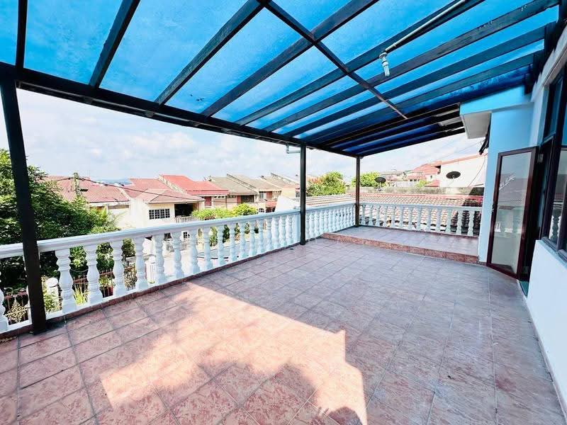 2-storey Terraced House for Sale in Seksyen 1 (Bangi) - Ashraff Daniel - Balcony - PropertyGuru.com.my