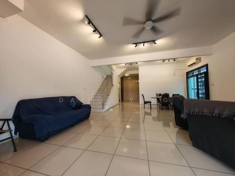 Rumah Kluster untuk Dijual di Kempas Utama (Tebrau) - Daniel Yong - Living Room - PropertyGuru.com.my