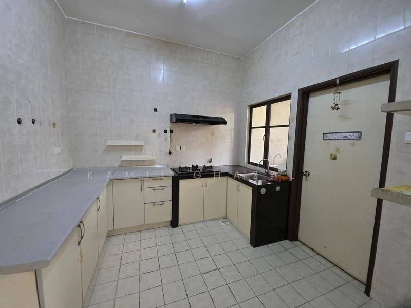 2-storey Terraced House for Sale in Presint 16 (Putrajaya) - Kamil Ghazali - Kitchen - PropertyGuru.com.my