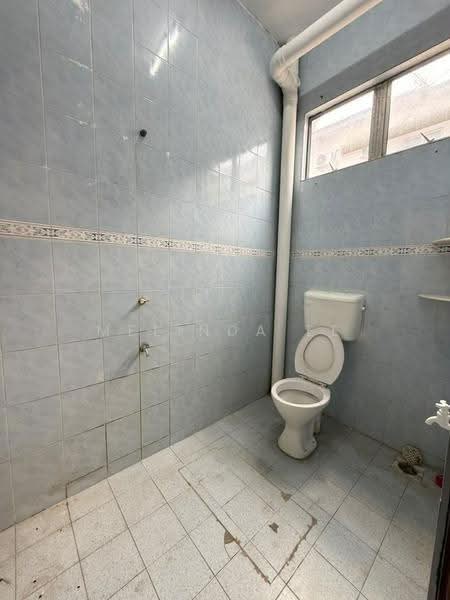 Rumah Teres 2-Tingkat untuk Dijual di Kota Masai (Pasir Gudang) - Melinda Ee - Bathroom - PropertyGuru.com.my