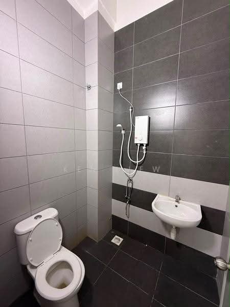1-storey Terraced House for Rent in Bandar Putra Kulai (Kulai) - Ken Liew - Bathroom - PropertyGuru.com.my