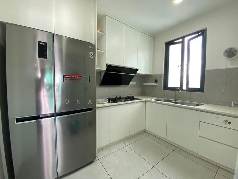 Kediaman Servis untuk Dijual di Meritus Residensi - Jonathan Lee - Kitchen - PropertyGuru.com.my