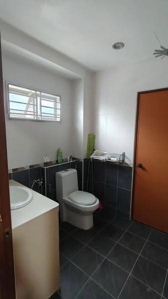 2-storey Terraced House for Sale in Johor Bahru (Johor) - Win Tan - Bathroom - PropertyGuru.com.my