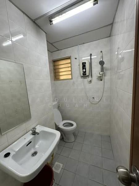 Apartment for Rent at PJS One Apartments - Jacqueline Chuah - Bathroom - PropertyGuru.com.my