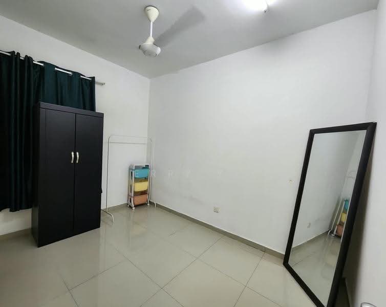 Condominium for Rent at The Zest @ Kinrara 9 - Terry Yee - Bedroom - PropertyGuru.com.my