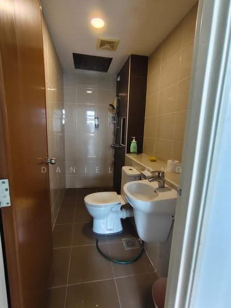 Kediaman Servis untuk Disewa di Sky Gardens Residences - Daniel Yong - Bathroom - PropertyGuru.com.my