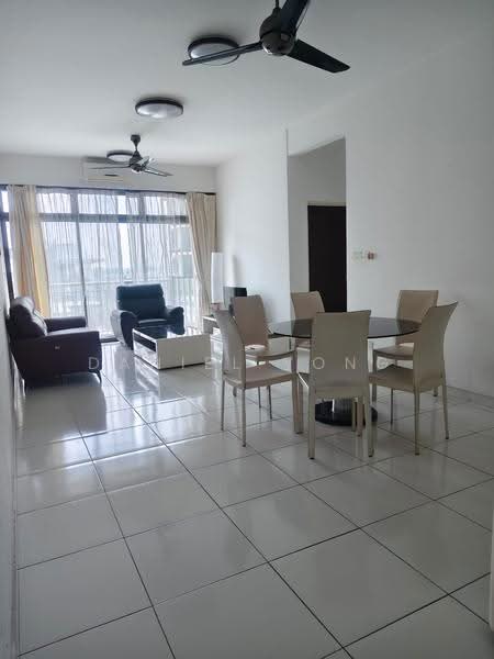 Kediaman Servis untuk Disewa di Sky Gardens Residences - Daniel Yong - Living Room - PropertyGuru.com.my