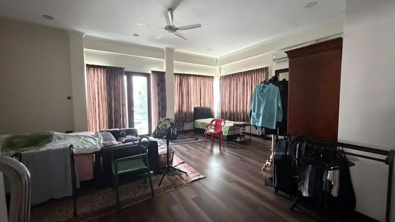 Rumah Banglo untuk Dijual di SS19 (Subang Jaya) - Fatin Azemi - Living Room - PropertyGuru.com.my