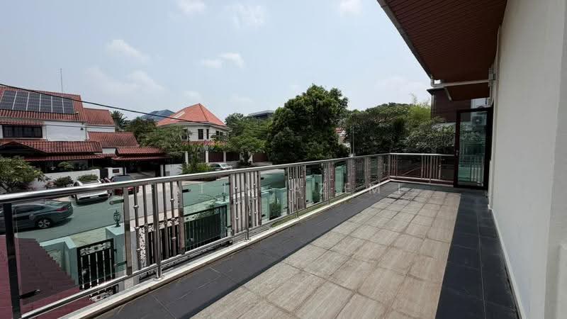 Rumah Banglo untuk Dijual di SS19 (Subang Jaya) - Fatin Azemi - Balcony - PropertyGuru.com.my