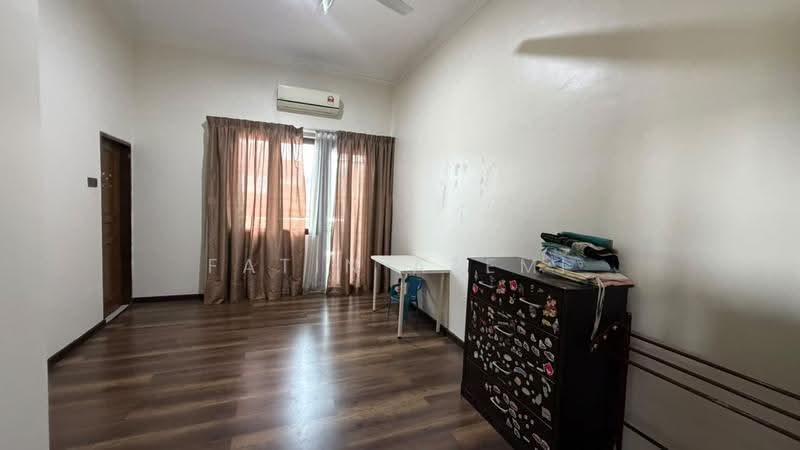 Rumah Banglo untuk Dijual di SS19 (Subang Jaya) - Fatin Azemi - Living Room - PropertyGuru.com.my